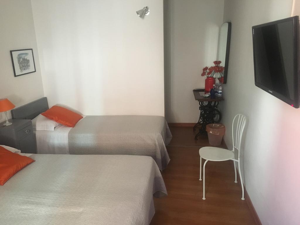 福利尼奥 阿科珀力诺里旅馆酒店 外观 照片